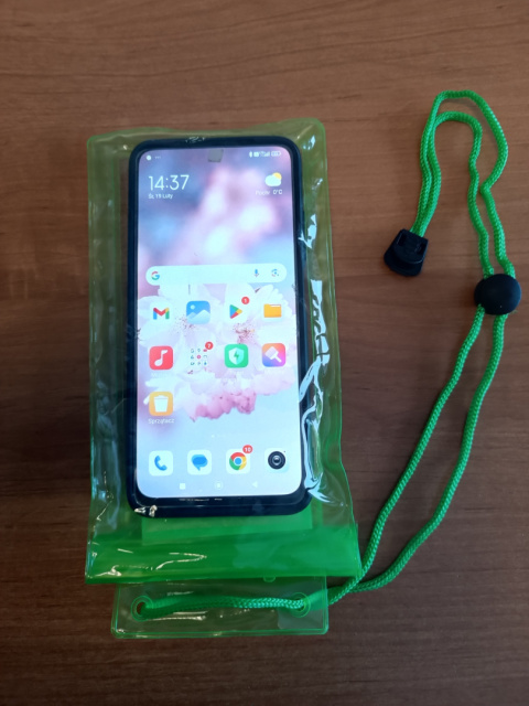 sklep pływacki aqua-swim.pl ETUI WODOODPORNE NA TELEFON WODOSZCZELNE PIENIĄDZE UNIWERSALNE NA PLAŻE 7 sklep pływacki aqua-swim.pl ETUI WODOODPORNE NA TELEFON WODOSZCZELNE PIENIĄDZE UNIWERSALNE NA PLAŻE 7